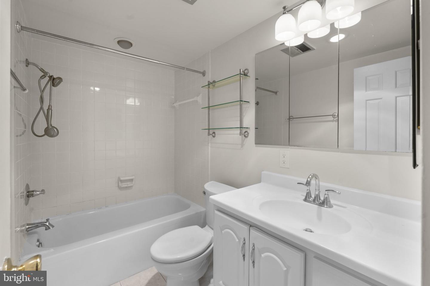 4601 N Park Ave #613 Property Photo 18
