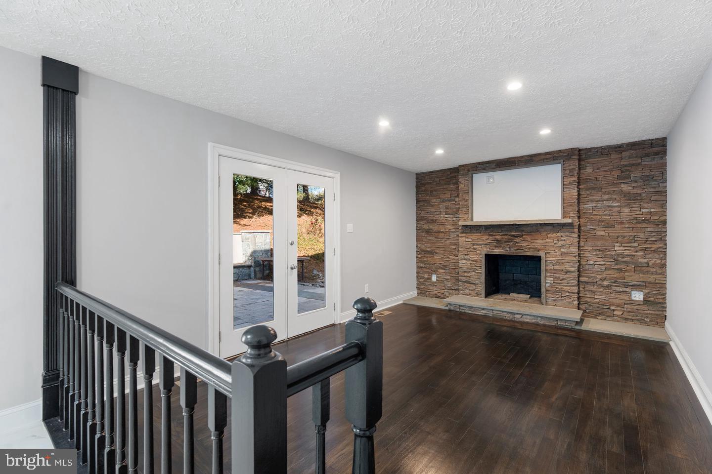 13016 Gershwin Way Property Photo 14
