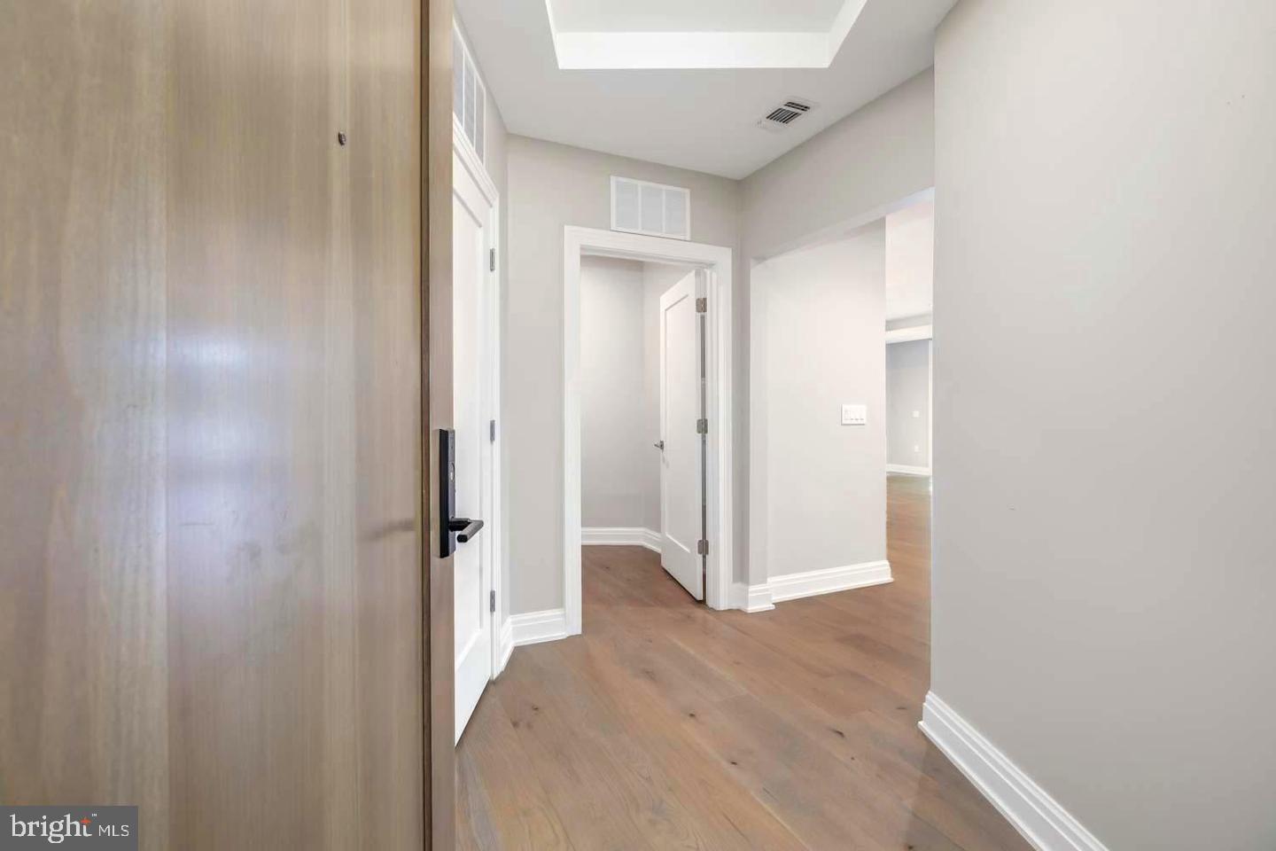 8551 Connecticut Ave #610 Property Photo 5