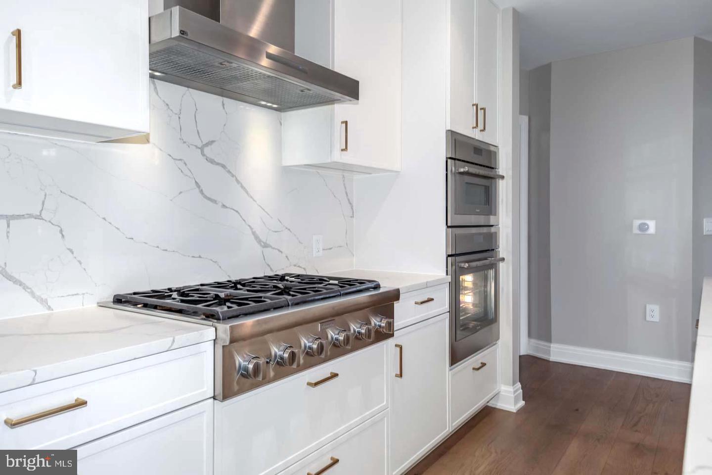 8551 Connecticut Ave #610 Property Photo 11