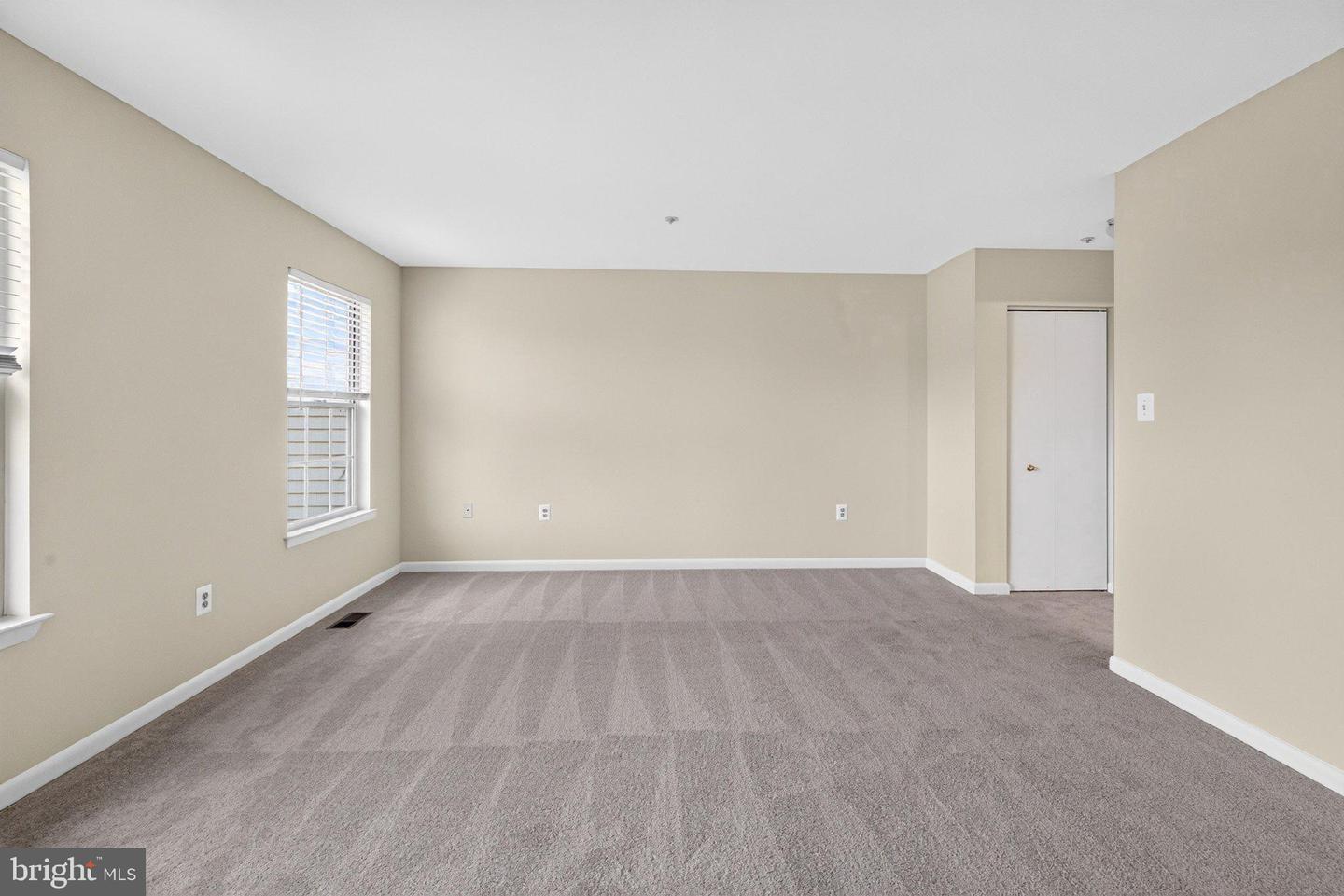 18997 Highstream Dr #834 Property Photo 15