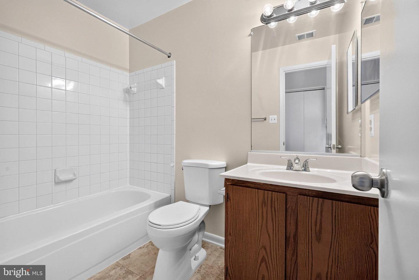 18997 Highstream Dr #834 Property Photo 19