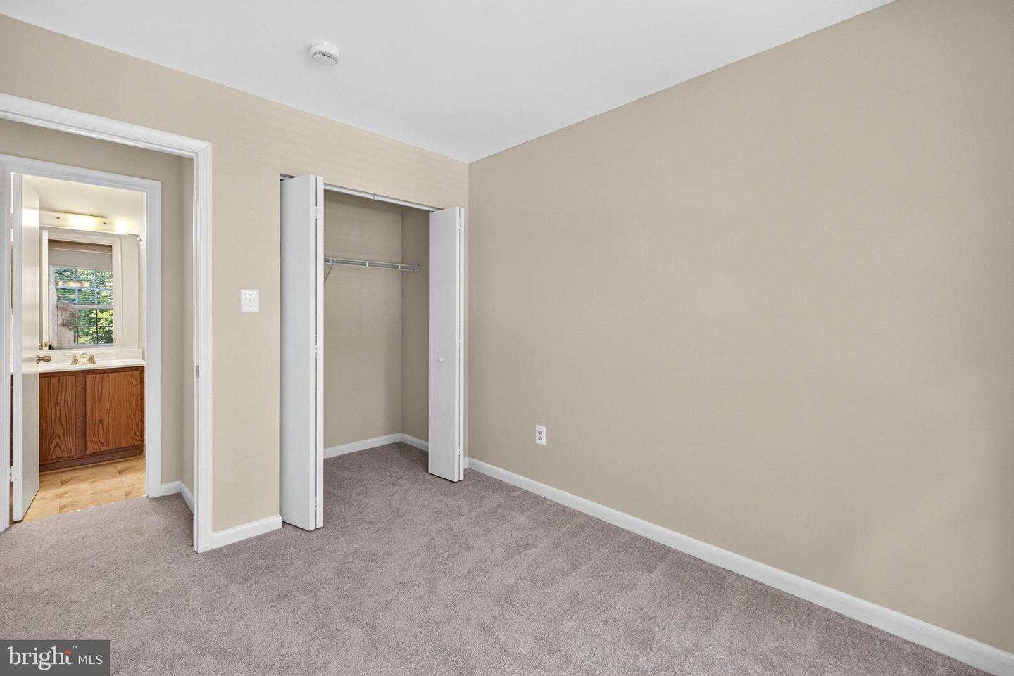 18997 Highstream Dr #834 Property Photo 24