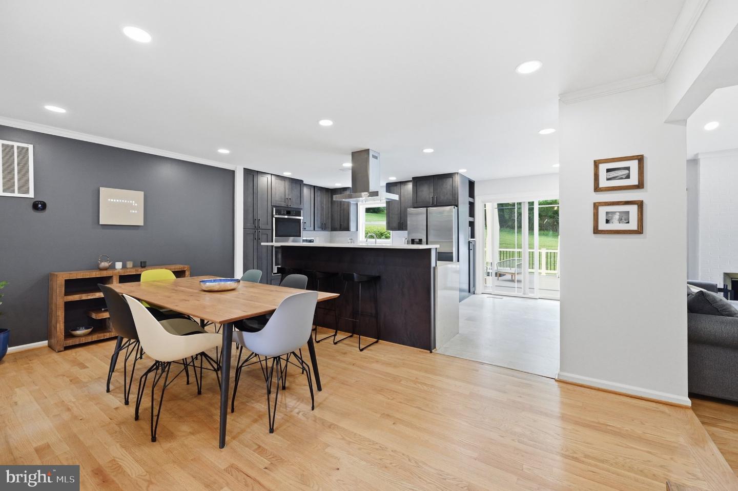 MDMC2255028 Property Photo 10