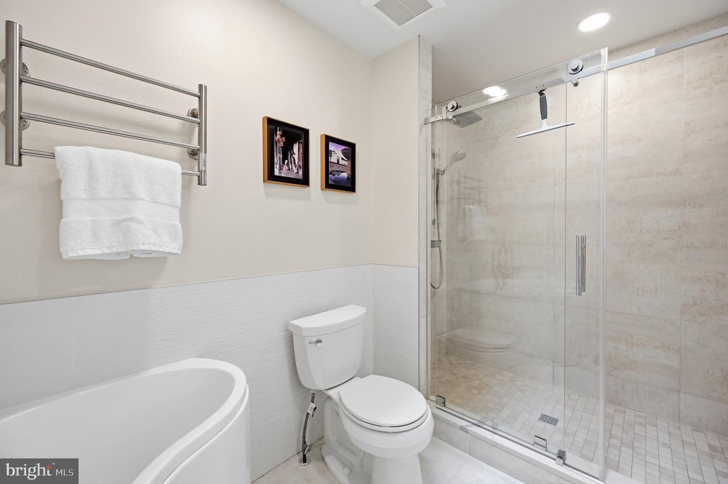 MDMC2255028 Property Photo 40