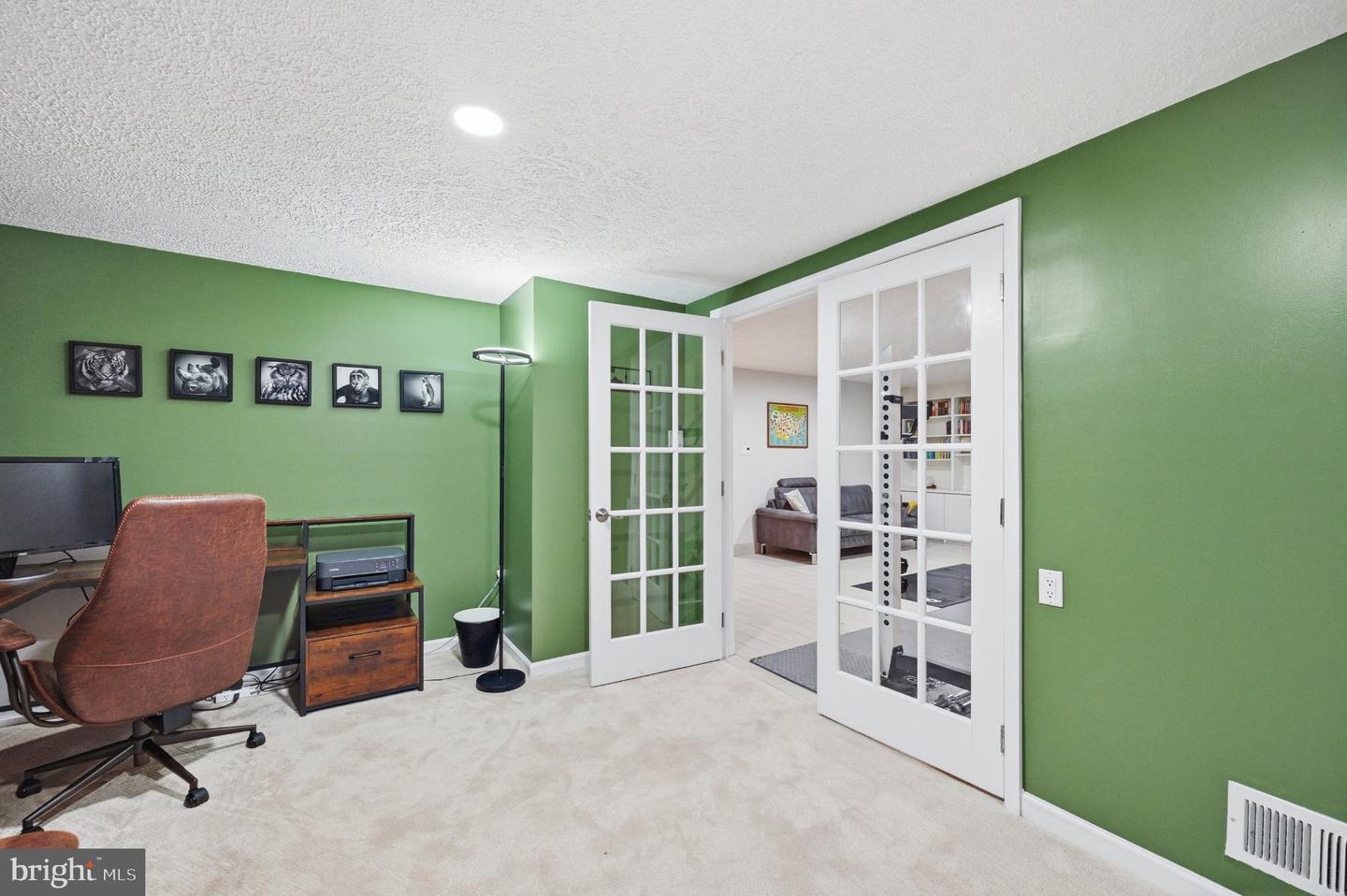 MDMC2255028 Property Photo 47