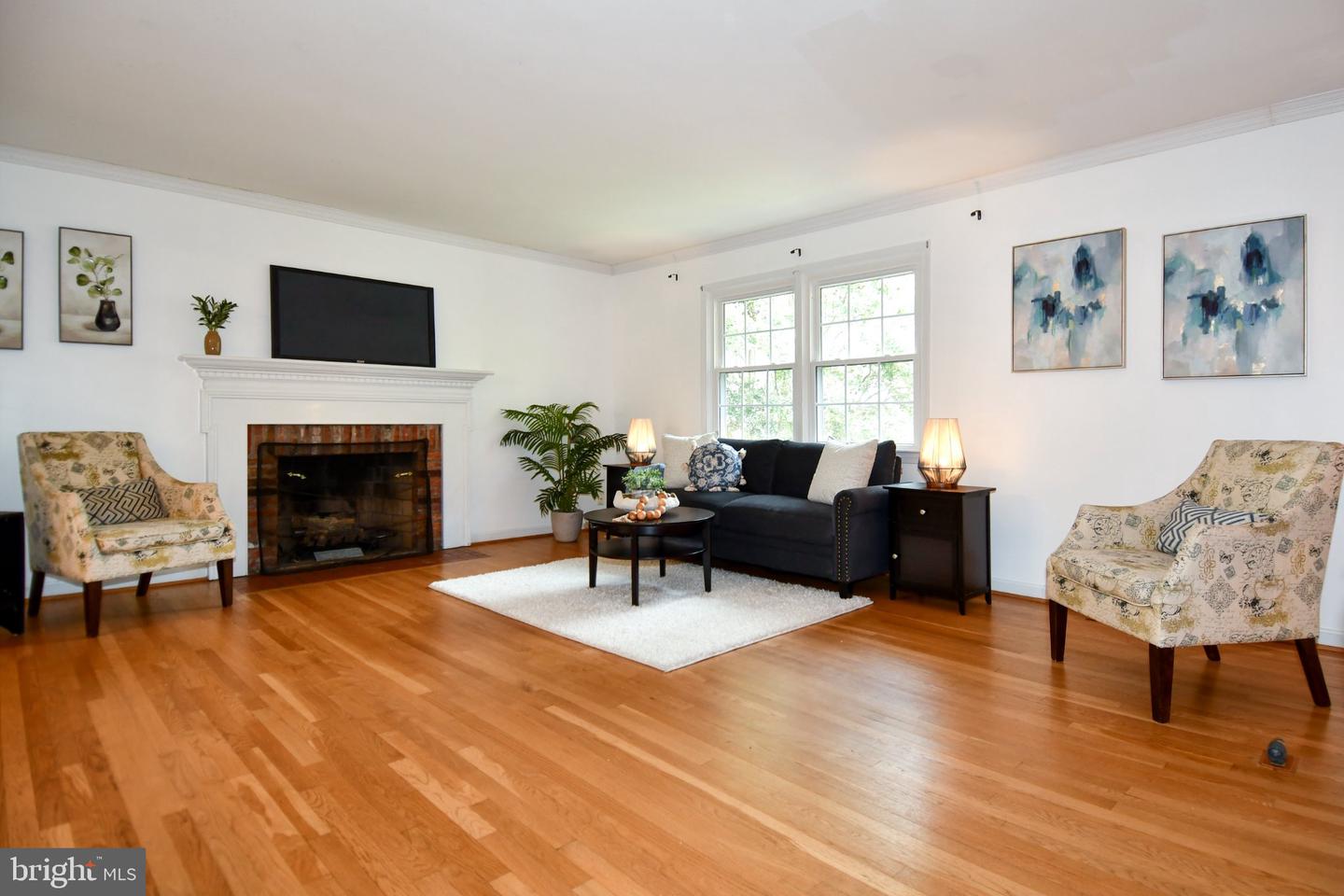 5303 Danbury Rd Property Photo 10