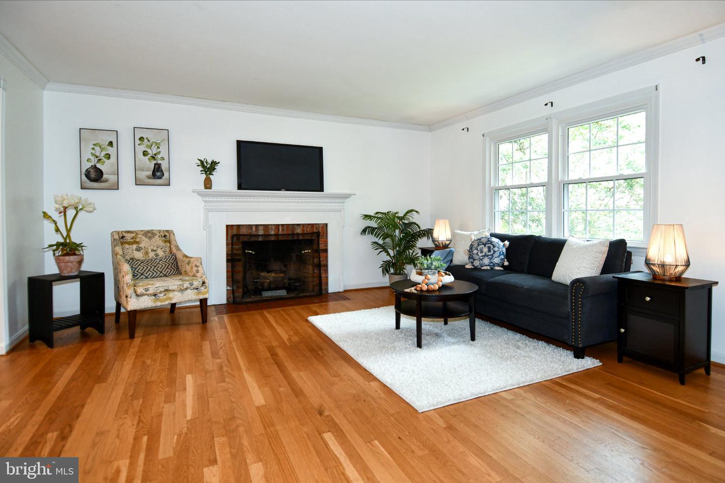5303 Danbury Rd Property Photo 11