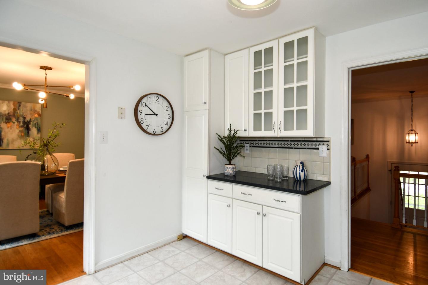 5303 Danbury Rd Property Photo 23