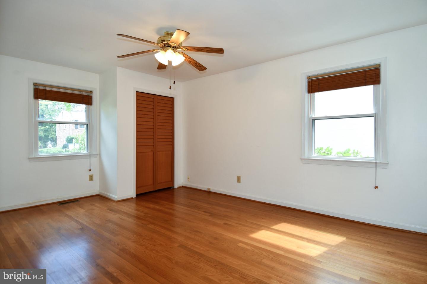 5303 Danbury Rd Property Photo 28