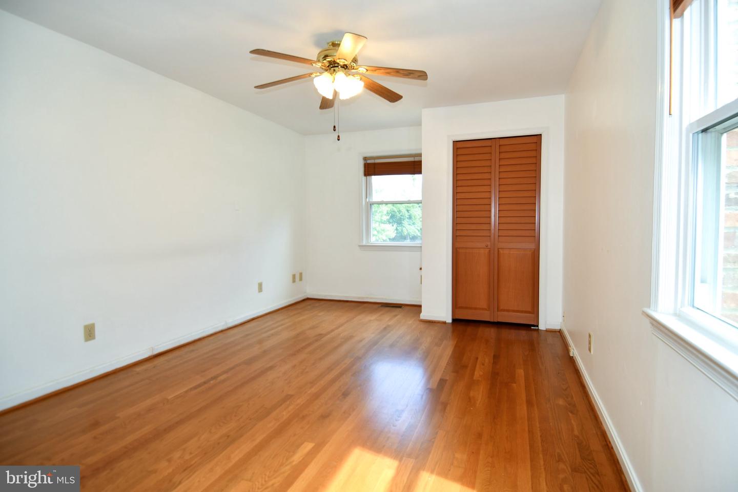 5303 Danbury Rd Property Photo 32