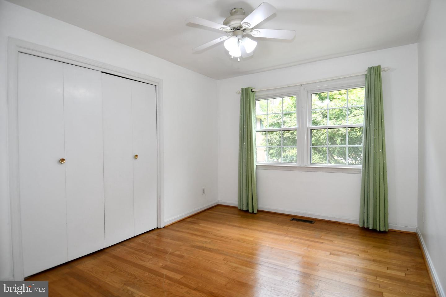 5303 Danbury Rd Property Photo 33
