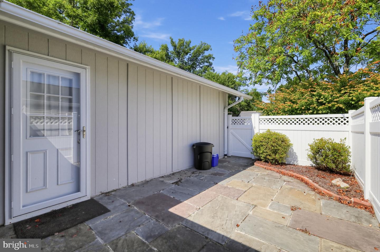 3702 Liverpool Pl #38b Property Photo 24