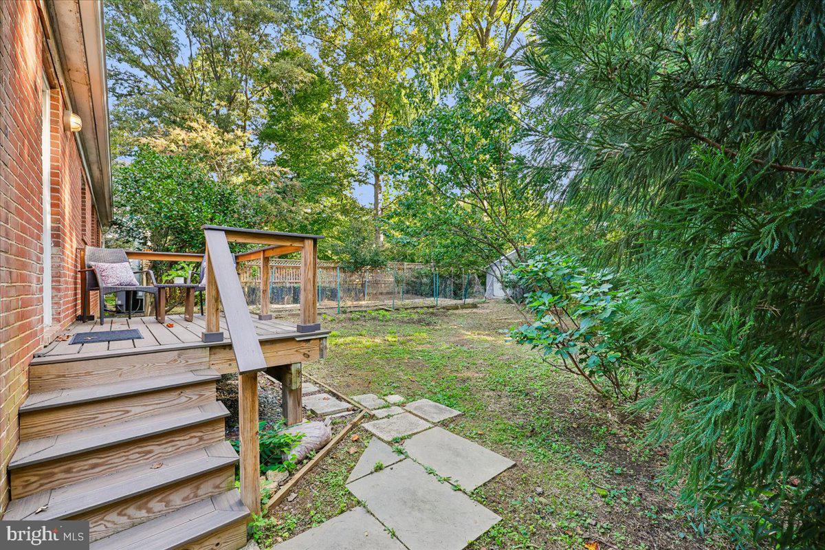 627 Crocus Dr Property Photo 35