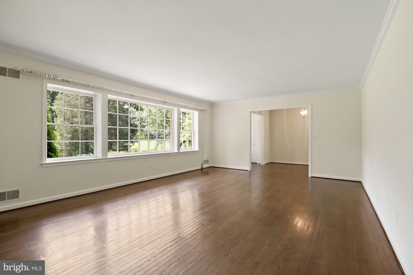 11009 Cripplegate Rd Property Photo 3