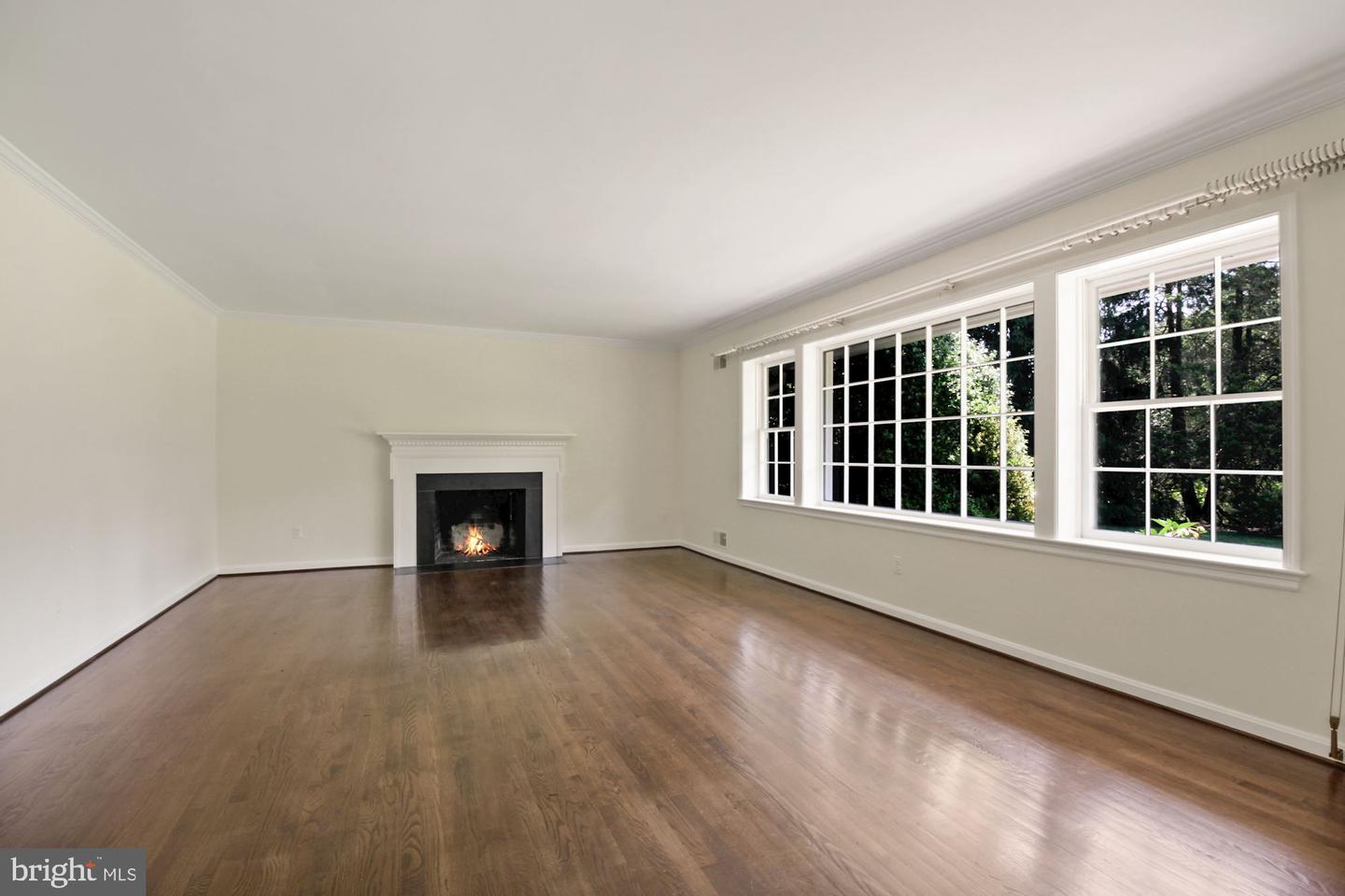 11009 Cripplegate Rd Property Photo 5