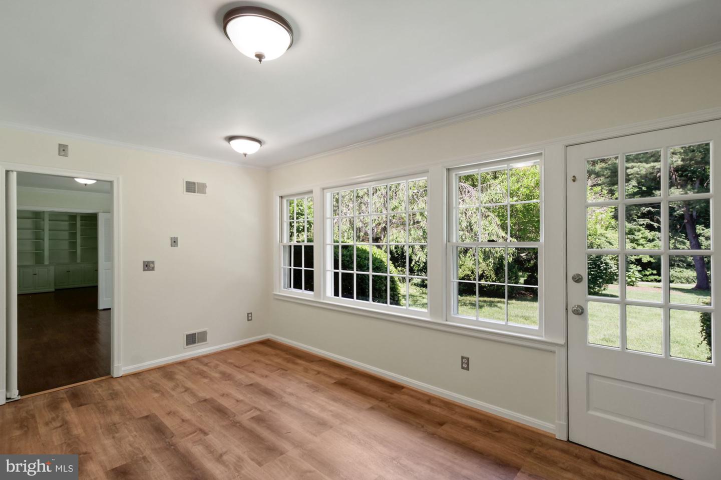 11009 Cripplegate Rd Property Photo 9