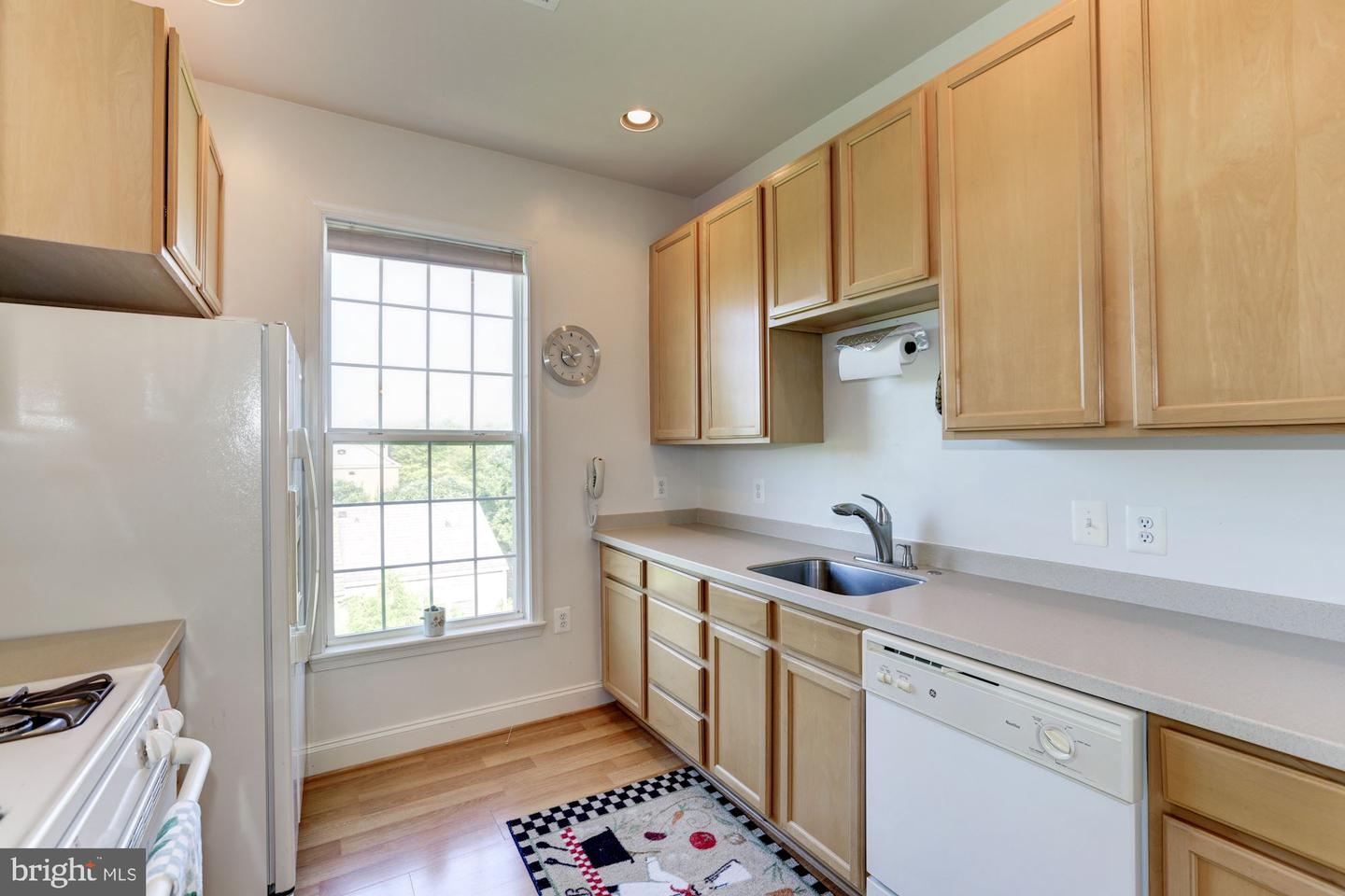 11924 Darnestown Rd #301 Property Photo 17