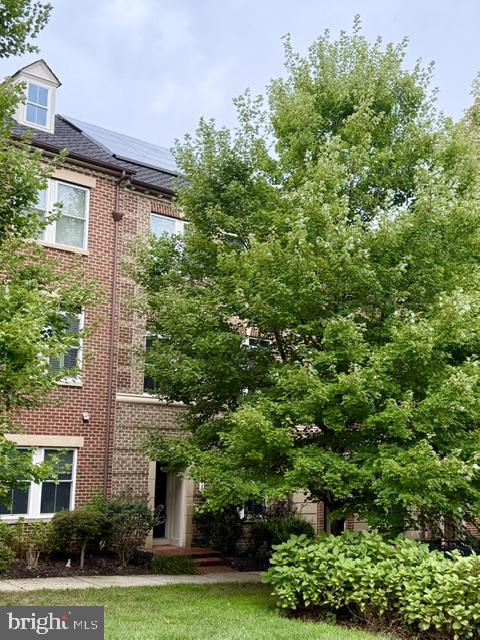 421 Hydrangea Pl Property Photo 1