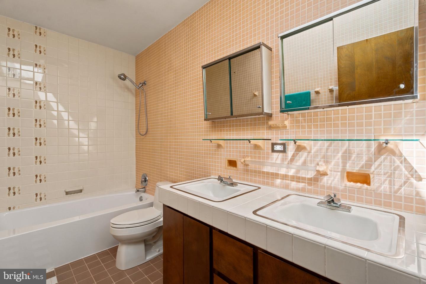 99 Eldrid Dr Property Photo 28