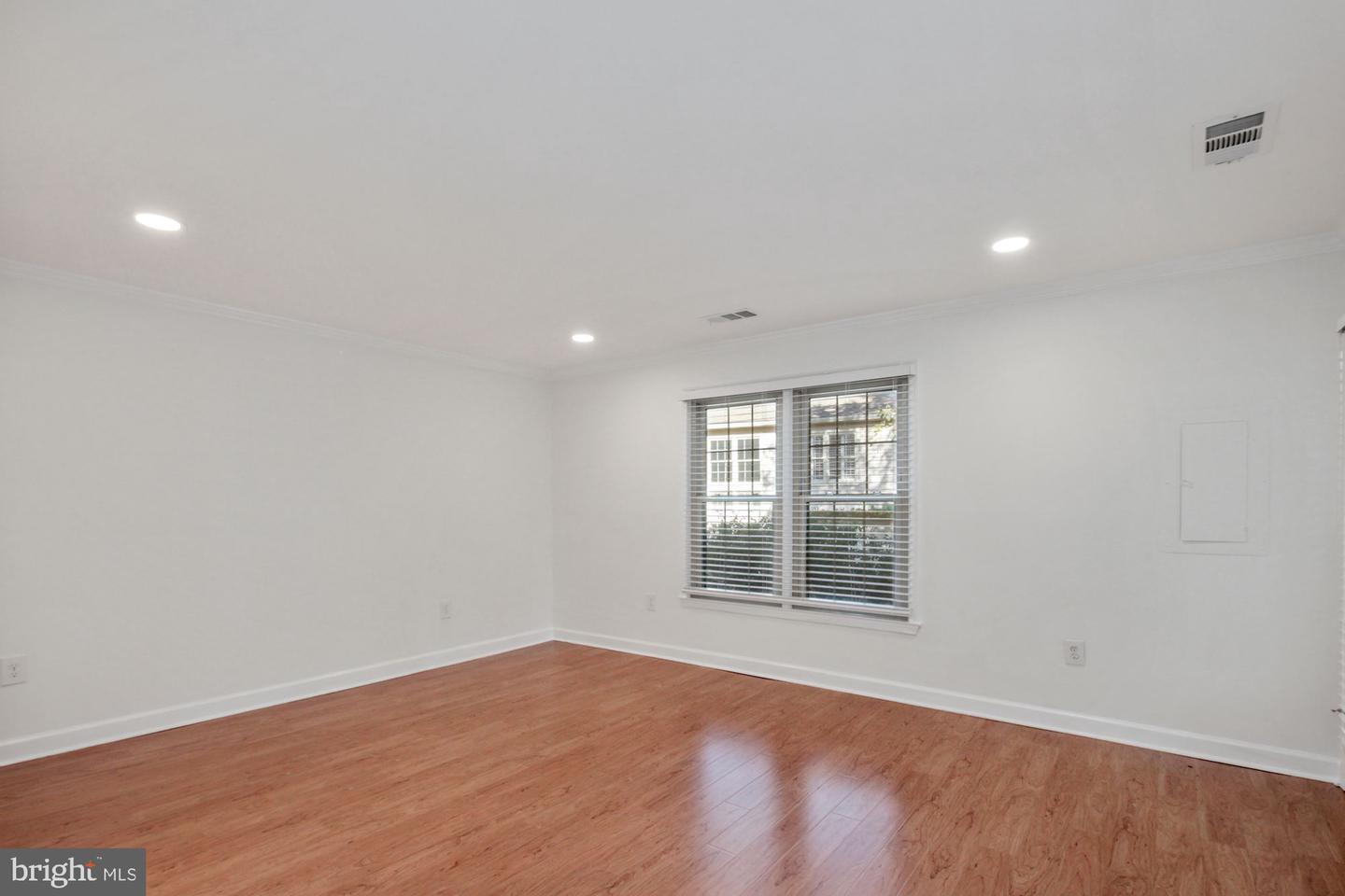 5801 Linden Square Ct #45 Property Photo 19
