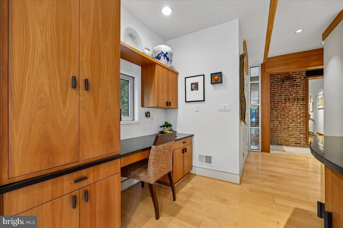 1212 Woodside Pkwy Property Photo 17