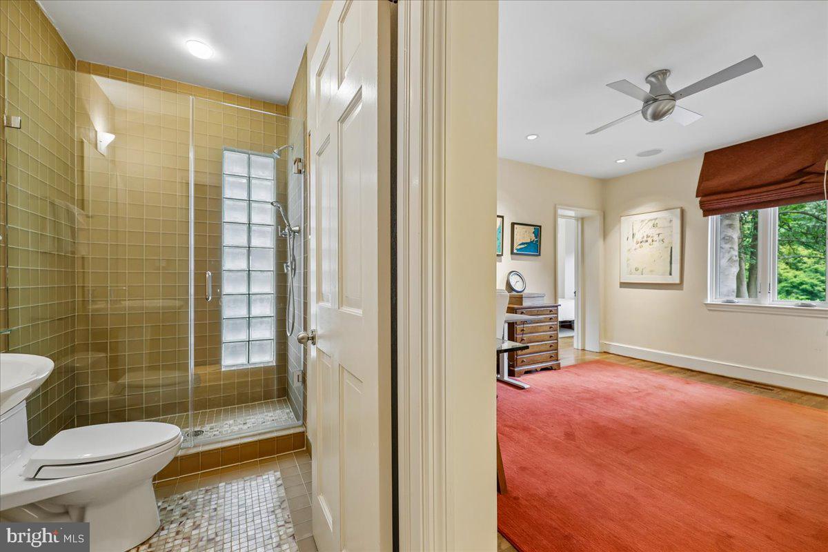 1212 Woodside Pkwy Property Photo 36