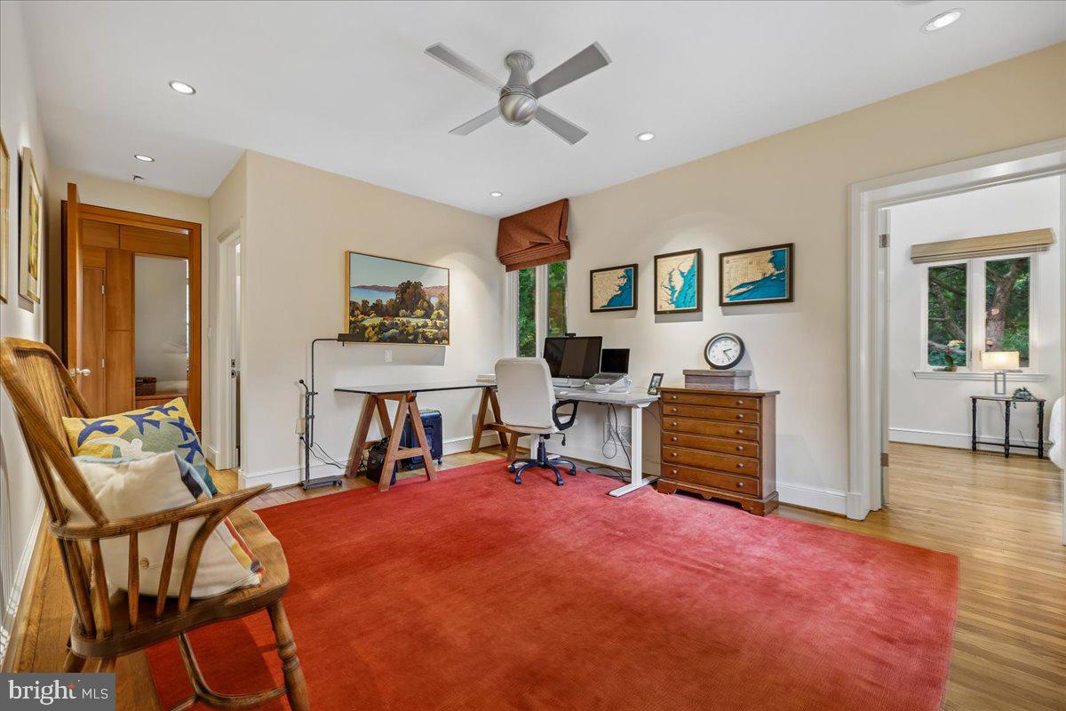1212 Woodside Pkwy Property Photo 38