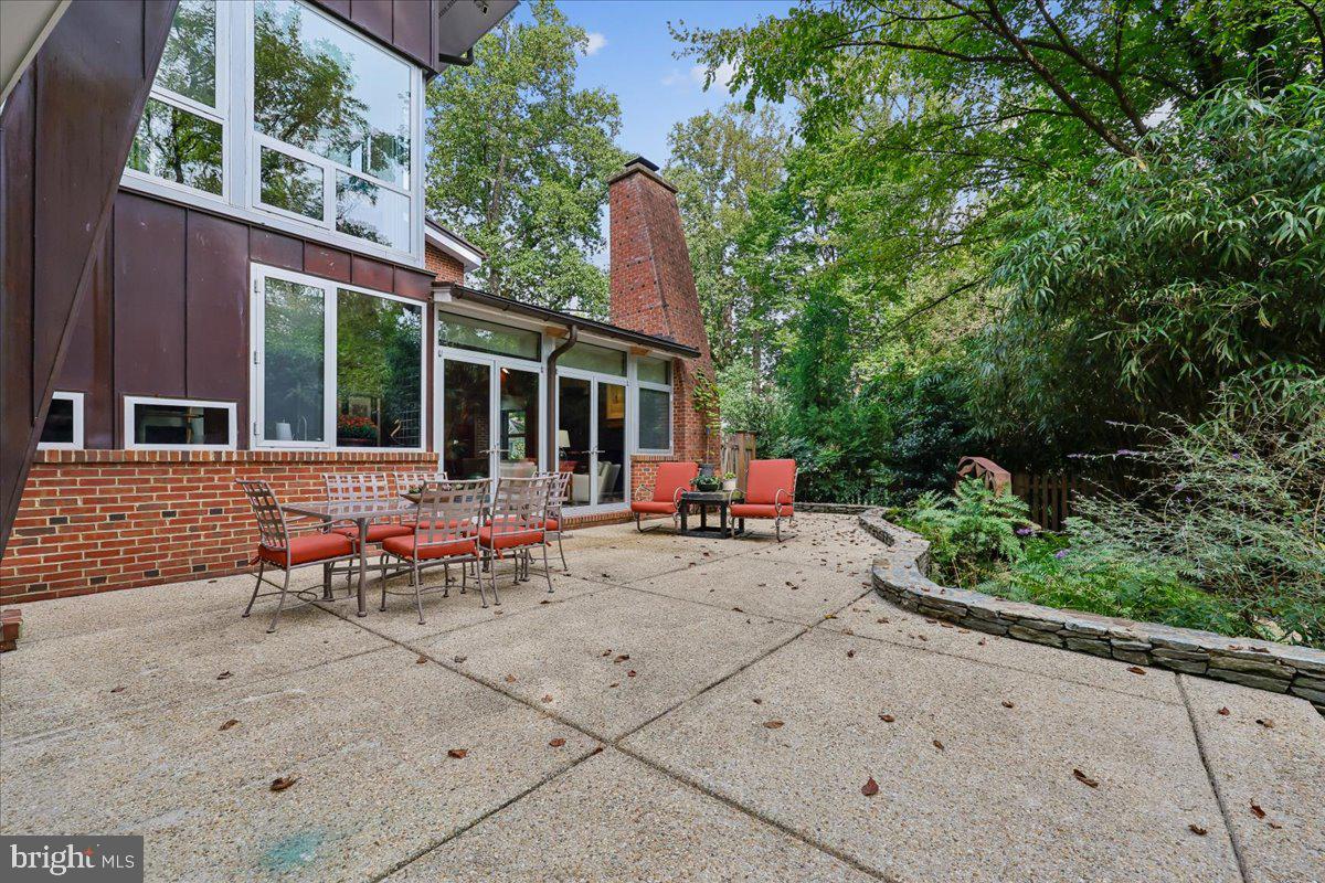 1212 Woodside Pkwy Property Photo 94