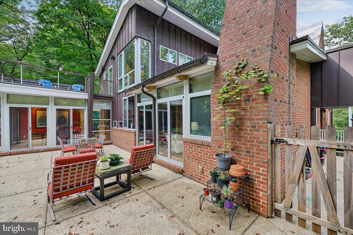 1212 Woodside Pkwy Property Photo 95