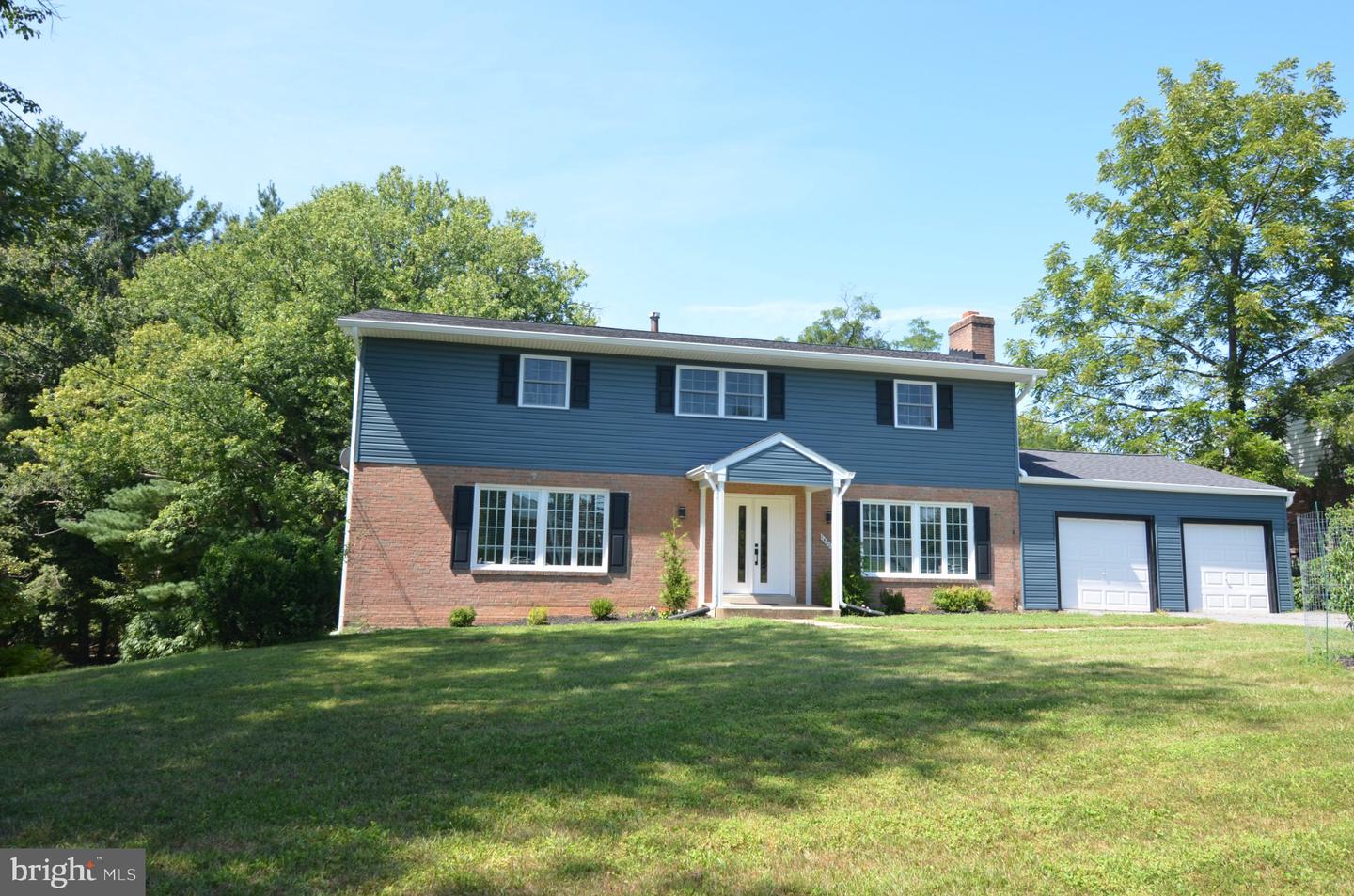 14208 N Gate Dr Property Photo 3