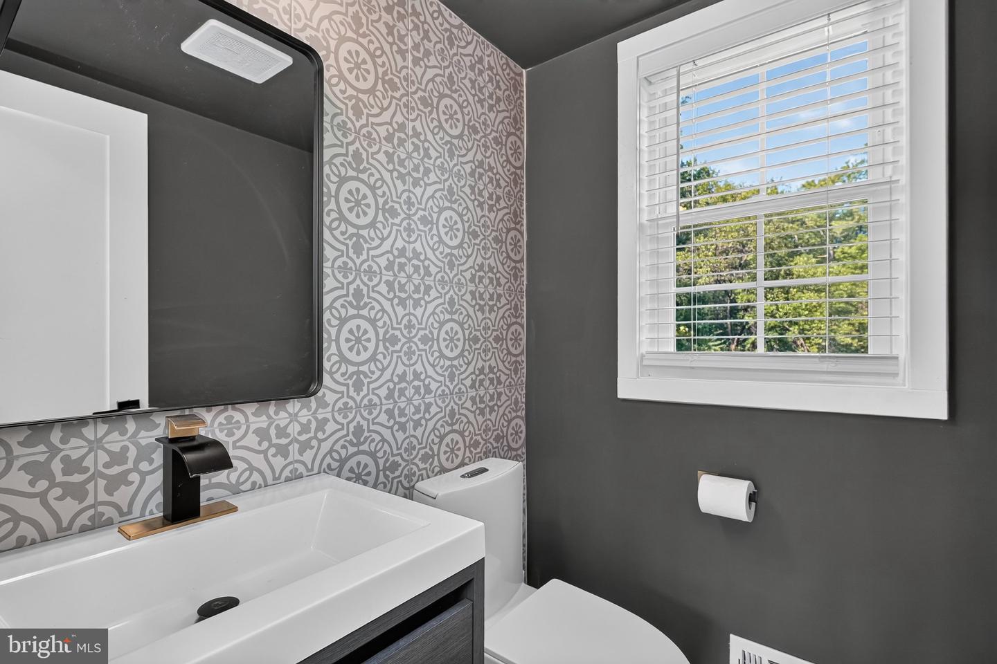 14208 N Gate Dr Property Photo 17