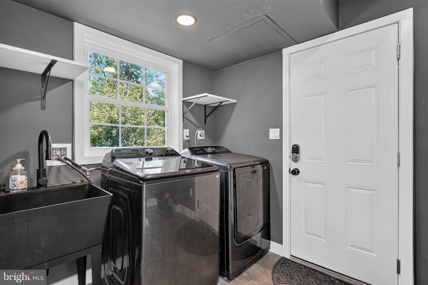 14208 N Gate Dr Property Photo 18