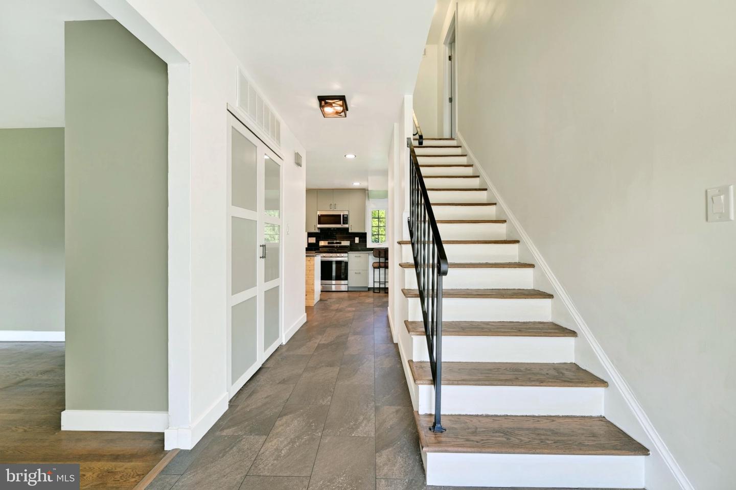 14208 N Gate Dr Property Photo 19
