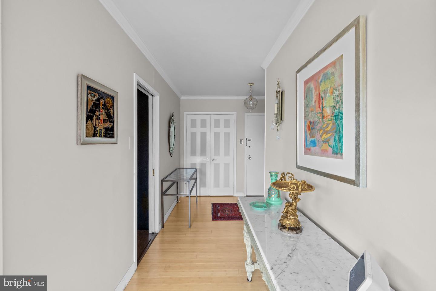 4515 Willard Ave #1009s Property Photo 4