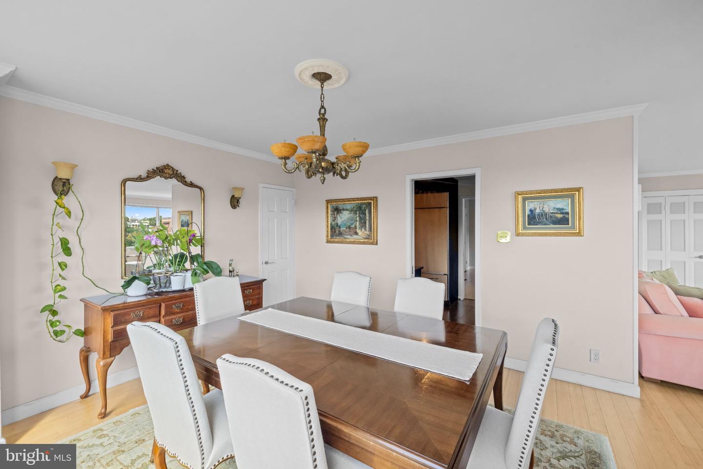 4515 Willard Ave #1009s Property Photo 18
