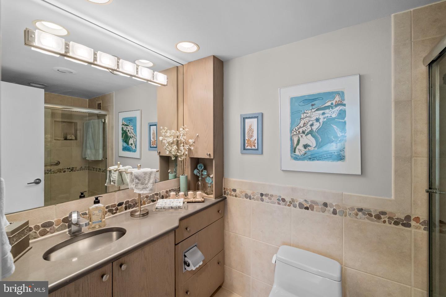 4515 Willard Ave #1009s Property Photo 25