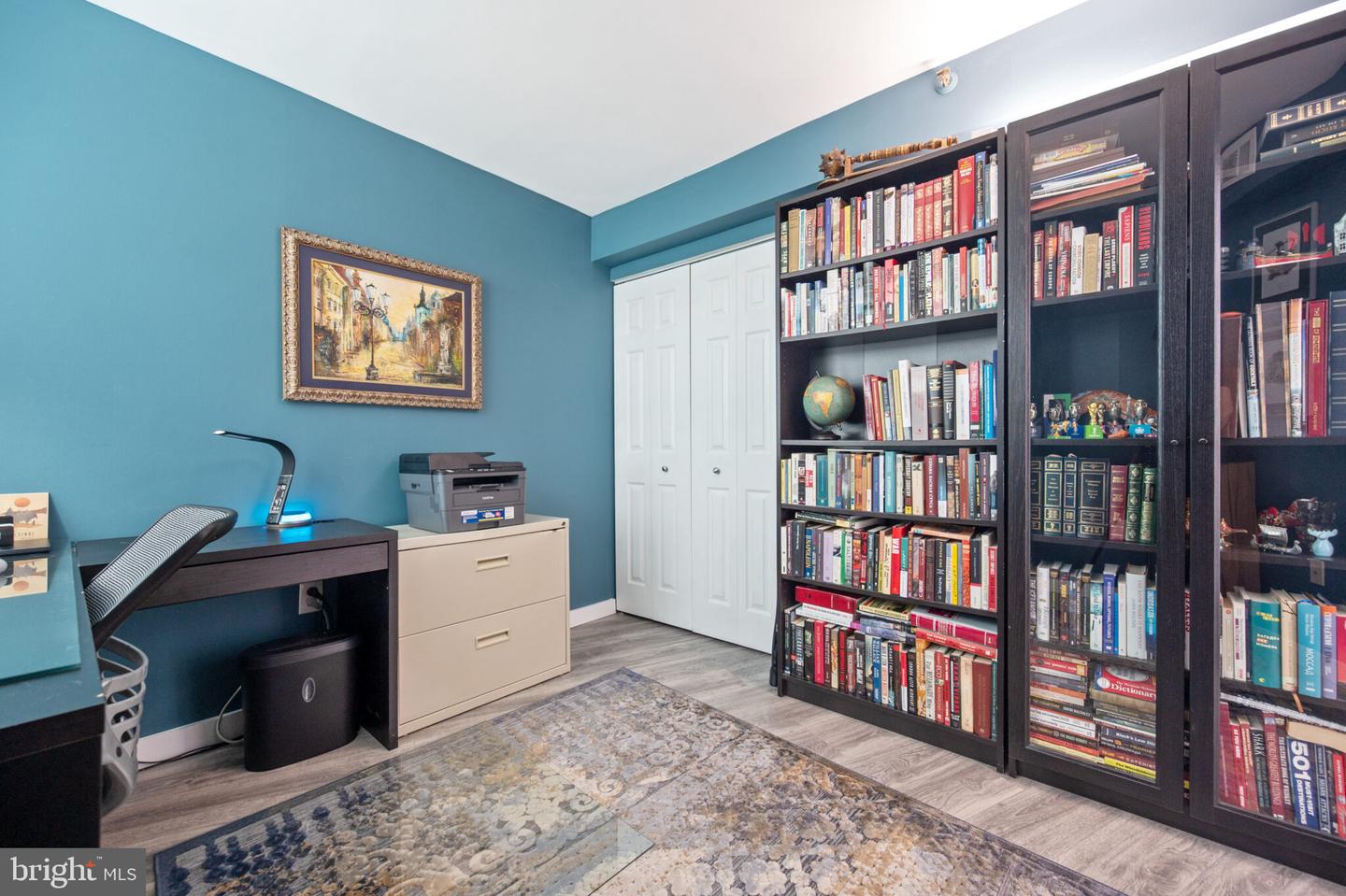 10101 Grosvenor Pl #301 Property Photo 17