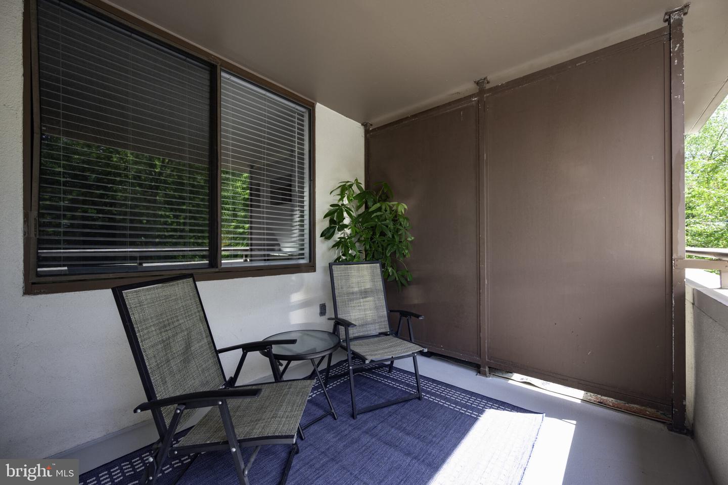 10101 Grosvenor Pl #301 Property Photo 18