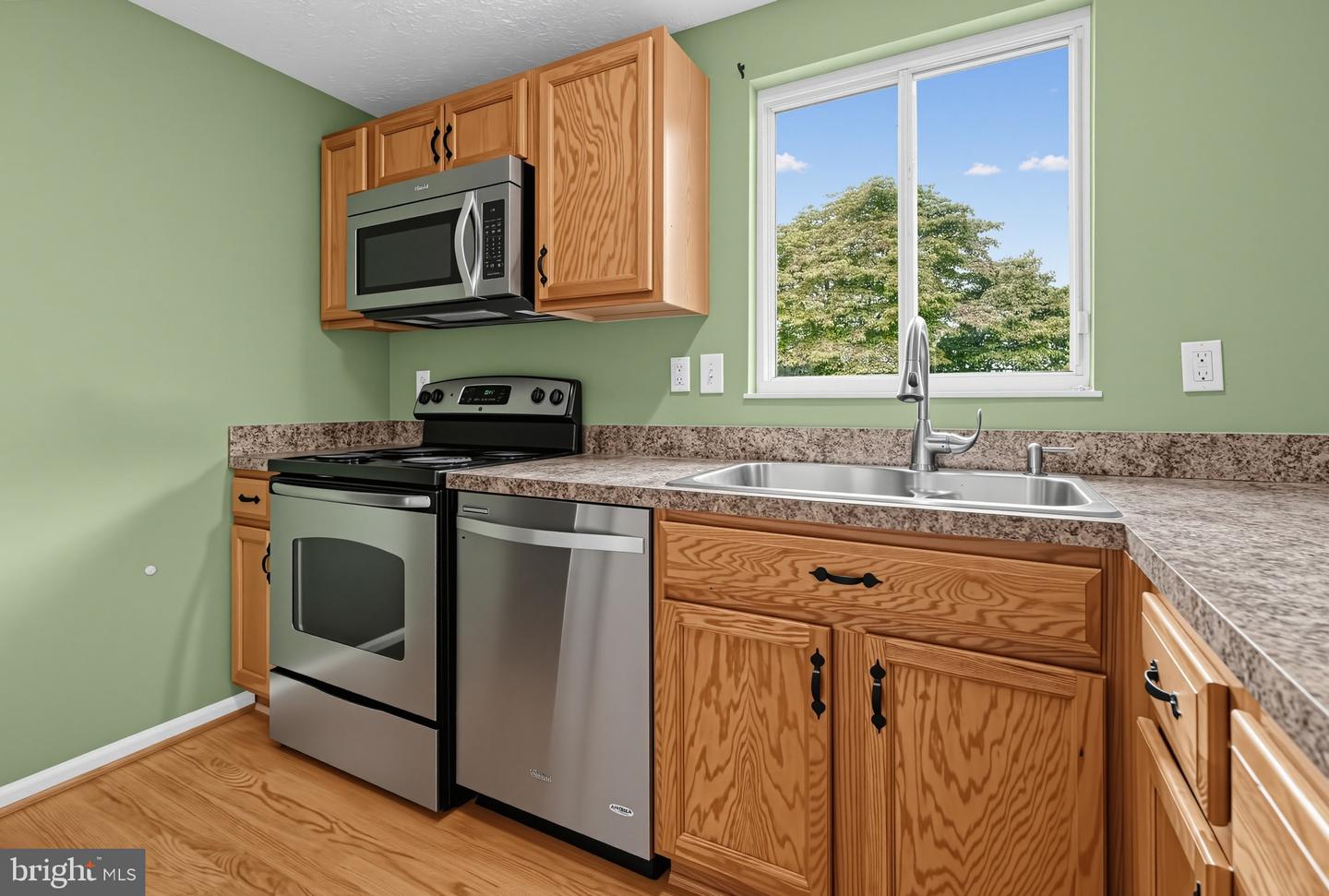10806 Sir Barton Cir Property Photo 11