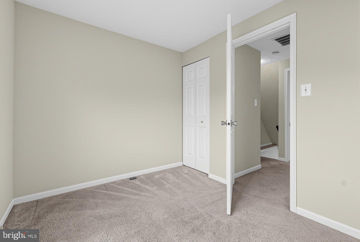 10806 Sir Barton Cir Property Photo 17