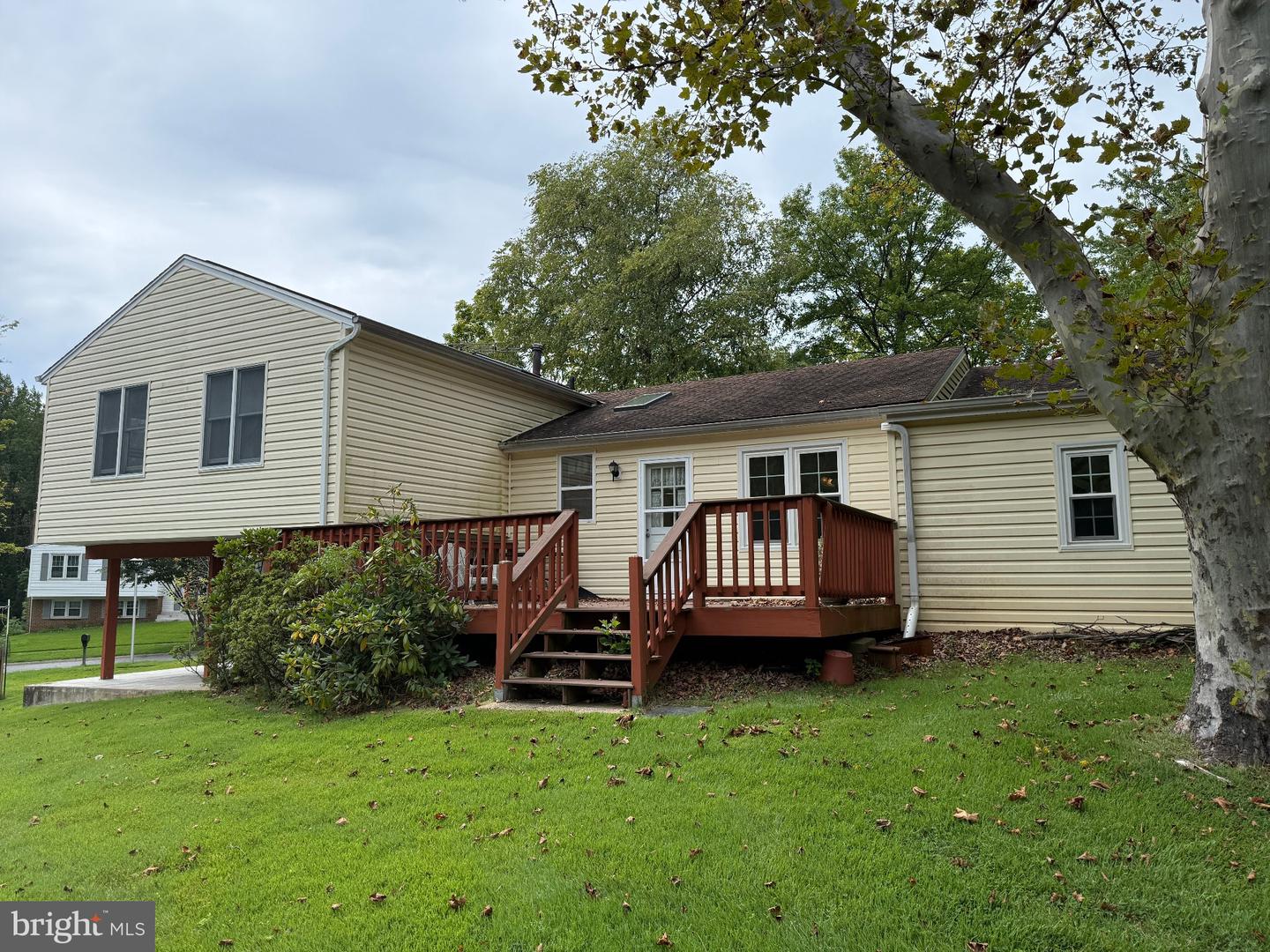 1420 Gerard St Property Photo 6