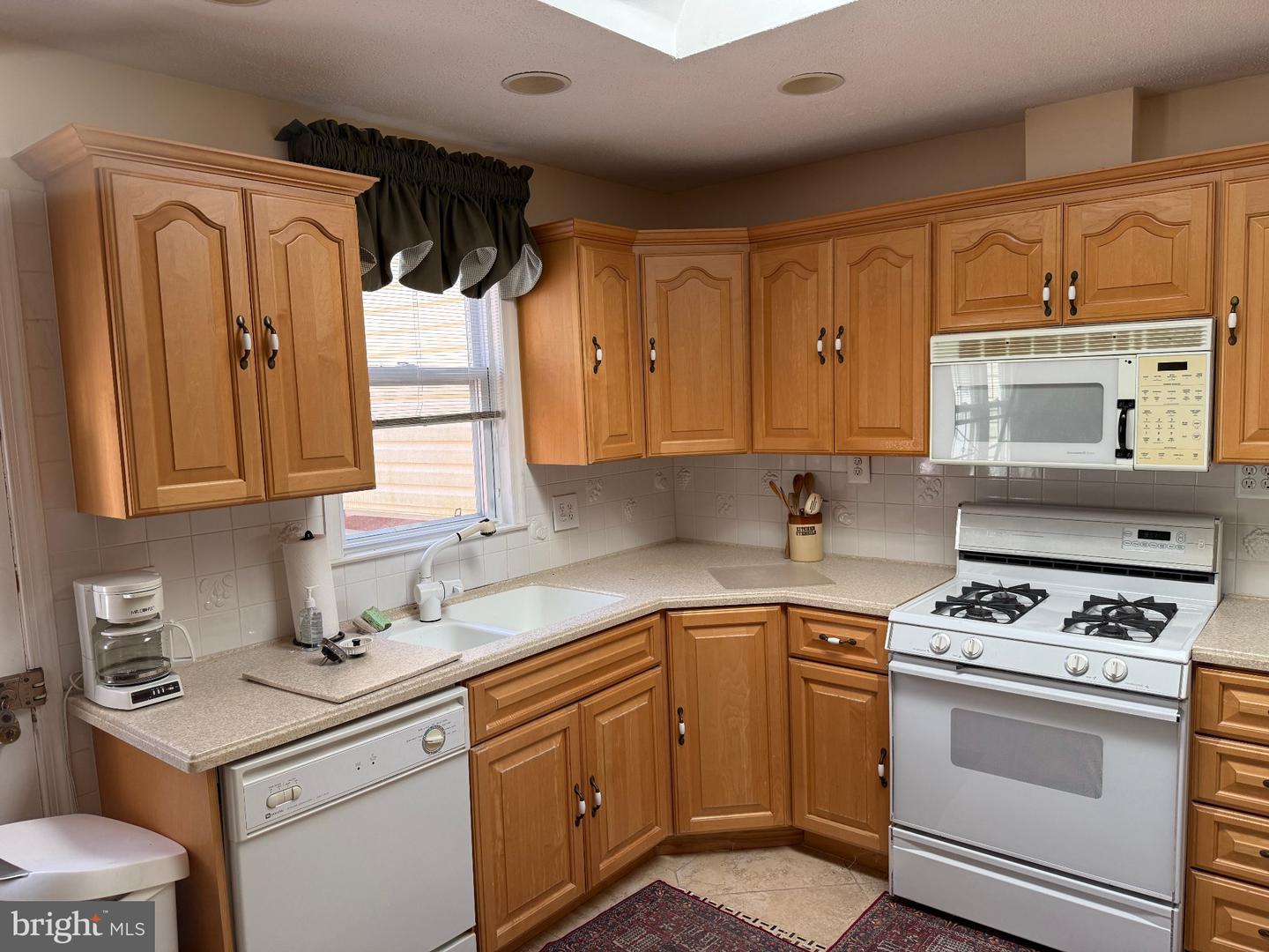 1420 Gerard St Property Photo 12