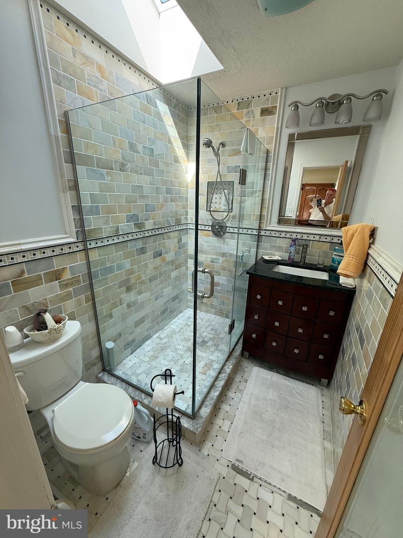 1420 Gerard St Property Photo 22