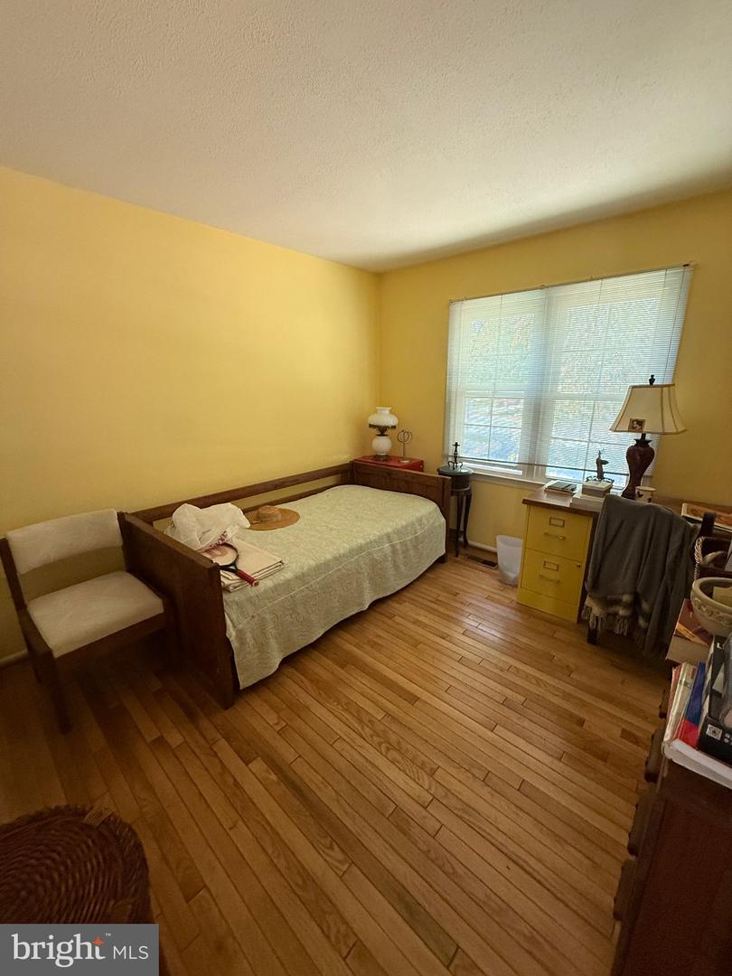 1420 Gerard St Property Photo 24