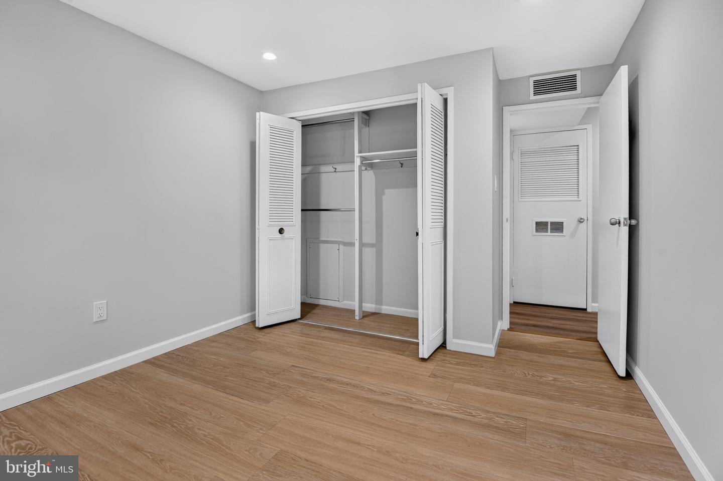 10440 Rockville Pike #201 Property Photo 8