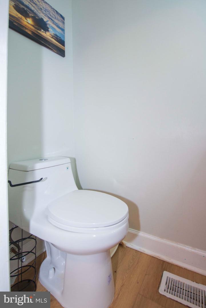 52 State Ct #101 Property Photo 38