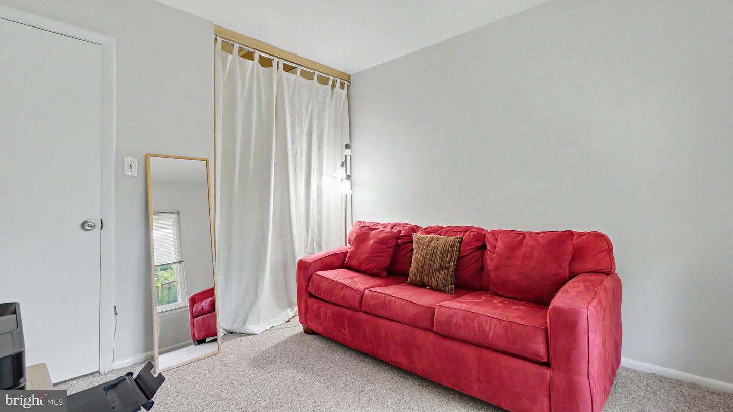 9136 Tulip Grove Rd Property Photo 32