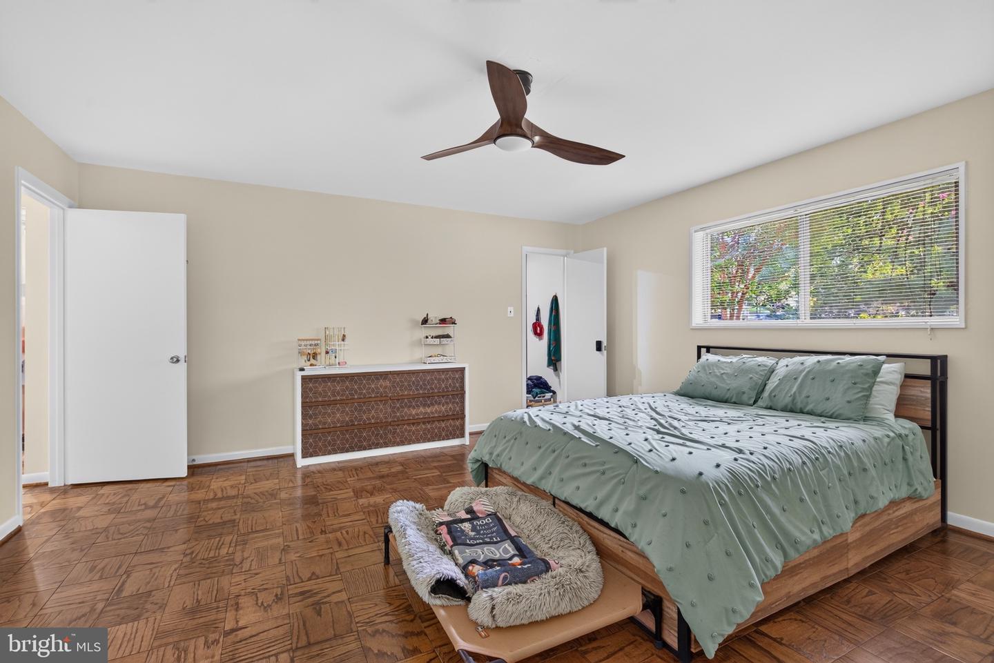 10601 Montrose Ave #2 Property Photo 13