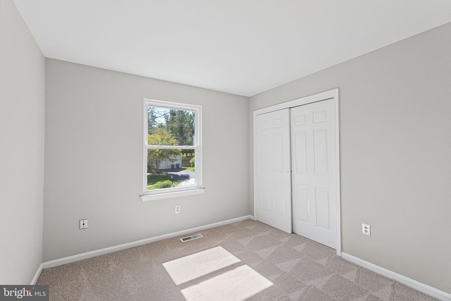 18906 Impulse Ln Property Photo 34